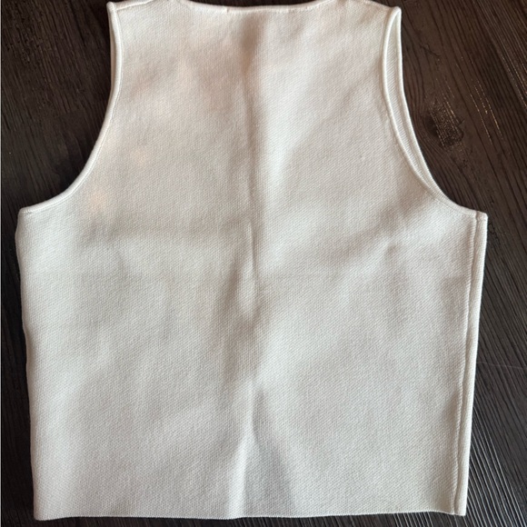 Zara White Sleeveless Button-Up Vest - Picture 3 of 3